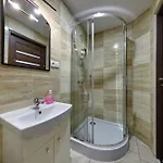 Crystal Ix Apartment *